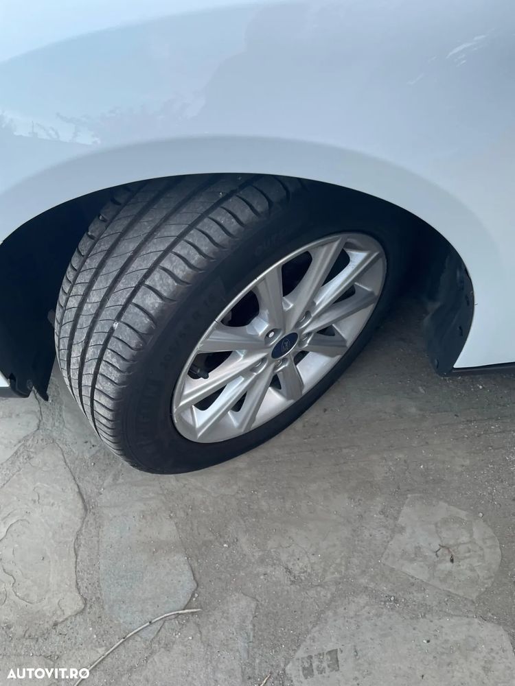 Ford Focus 1.0 EcoBoost Start Stop Trend - 25