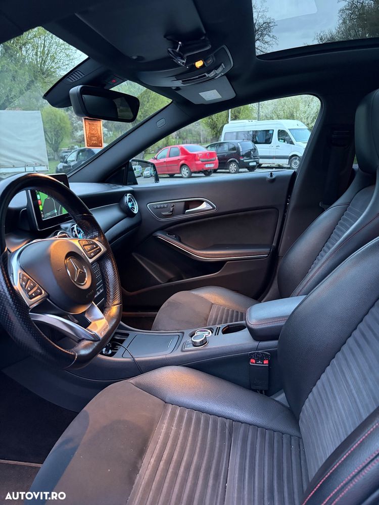 Mercedes-Benz CLA - 10