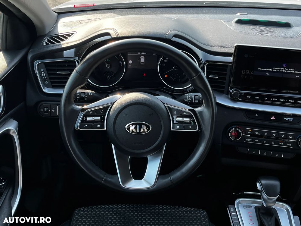 Kia XCeed - 14