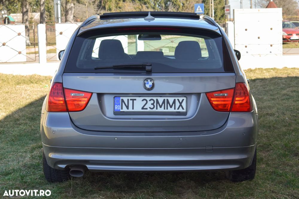 BMW Seria 3 318d Sport Line - 3