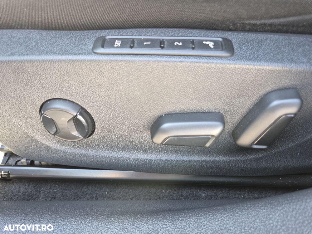 Skoda Octavia RS 2.0 TDI DSG 4X4 - 13