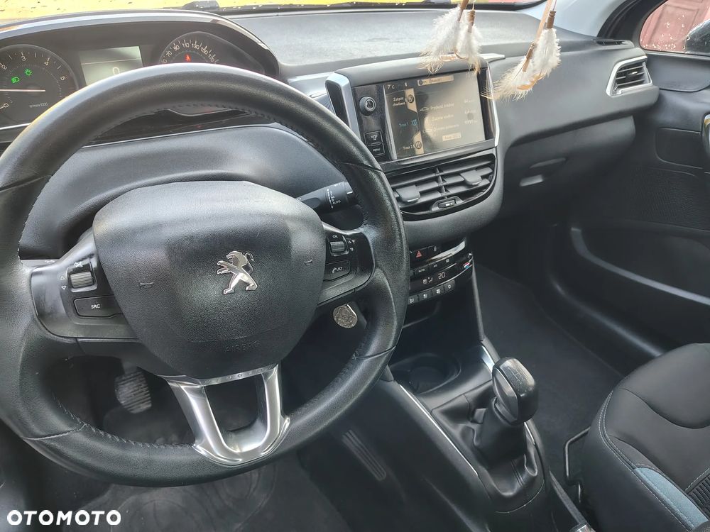 Peugeot 208 e-HDi FAP 92 Stop&Start Allure - 14