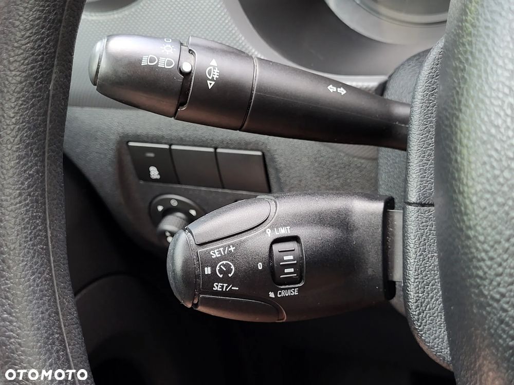 Peugeot Partner - 8