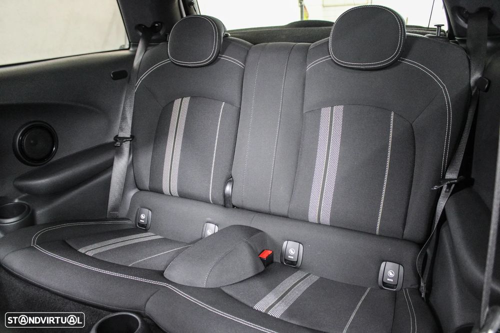 MINI 3 Portas Cooper D - 9