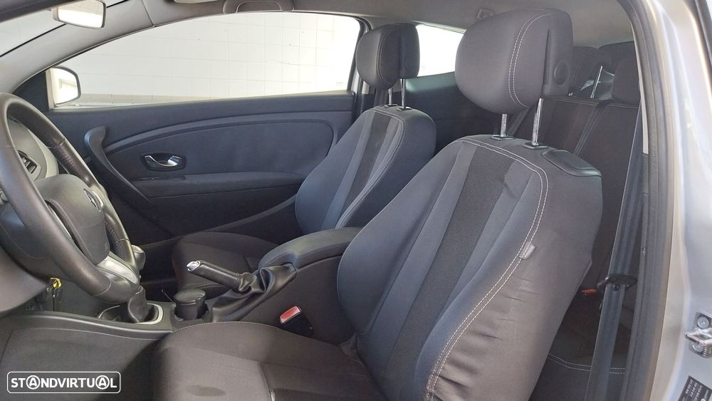 Renault Mégane Coupe 1.5 dCi Dynamique - 12
