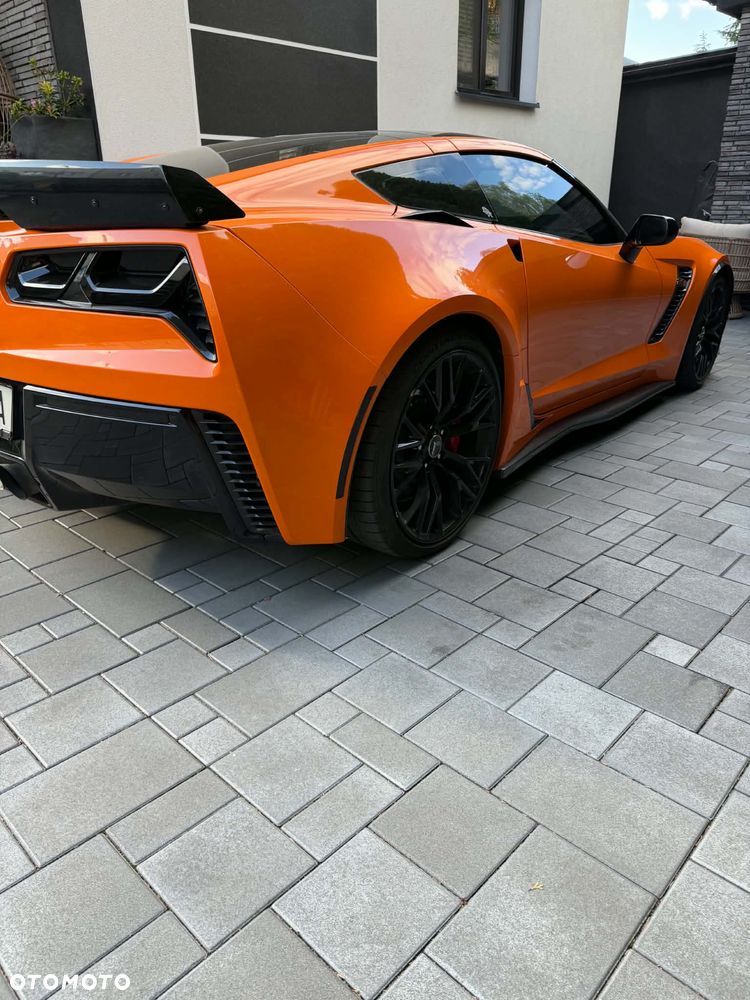 Chevrolet Corvette - 7
