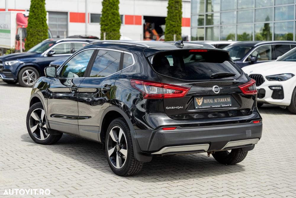 Nissan Qashqai 1.6 DCI Xtronic N-Connecta - 4