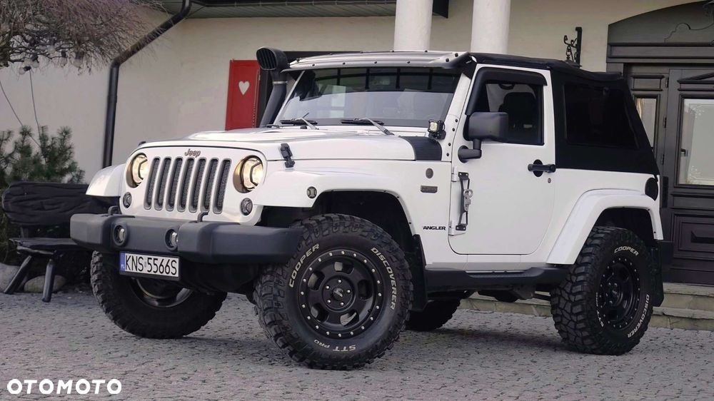 Jeep Wrangler - 1