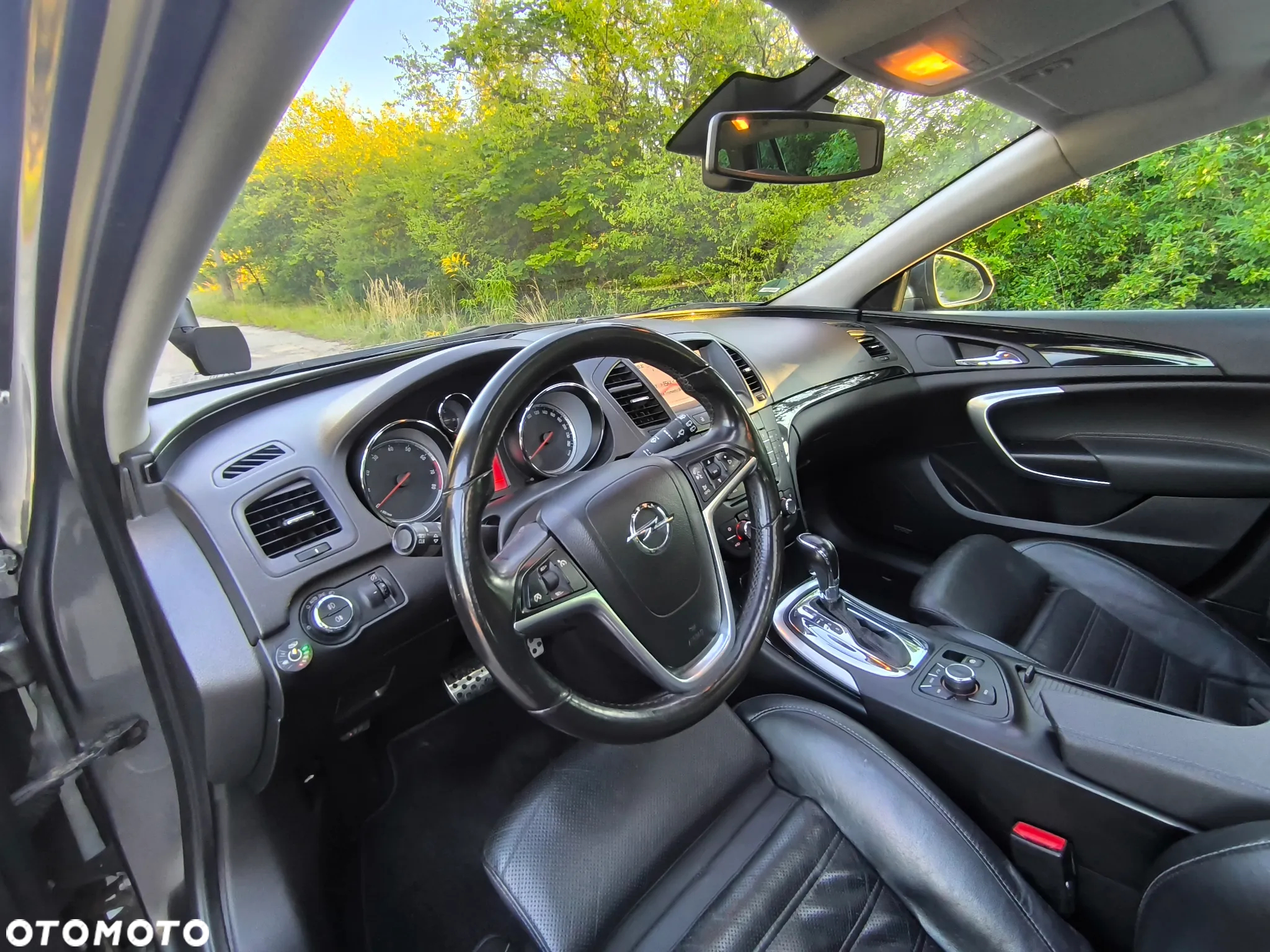 Opel Insignia - 11