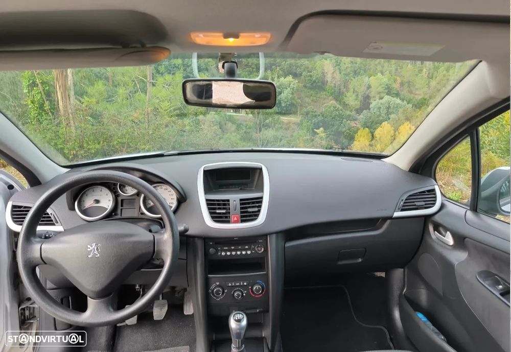 Peugeot 207 1.4 16V Active - 5