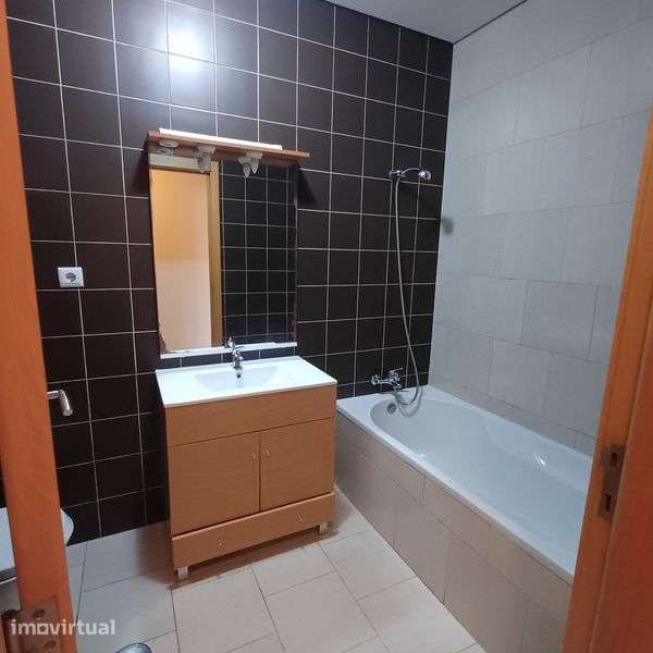 Apartamento T2 centro de Loureiro - Grande imagem: 3/12
