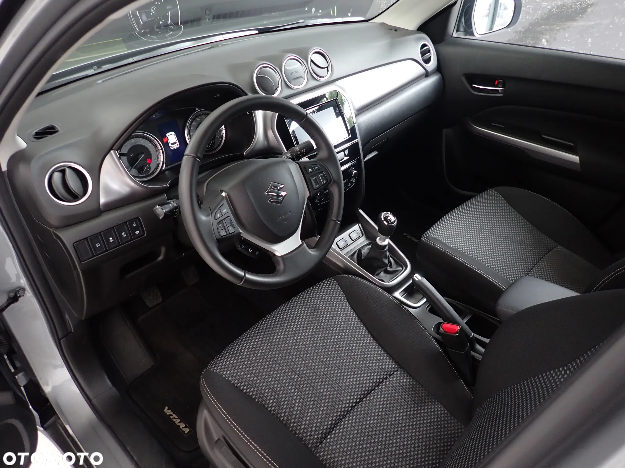 Suzuki Vitara 1.4 Boosterjet SHVS Premium 2WD - 9