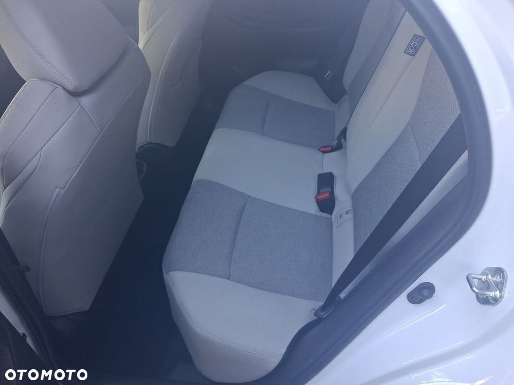 Toyota Yaris 1.5 Executive CVT - 13