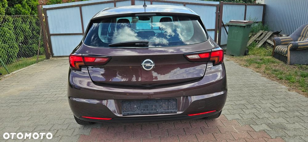Opel Astra 1.4 T Cosmo S&S EU6 - 11