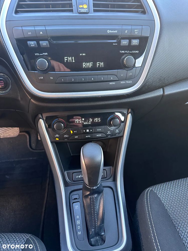 Suzuki SX4 S-Cross 1.6 VVT CVT 4x4 limited - 23