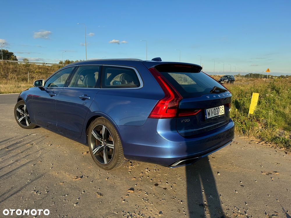 Volvo V90 D5 AWD R-Design - 6