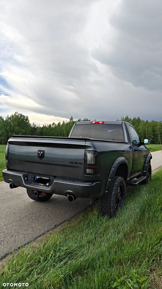 Dodge RAM 5.7 4x4 - 6