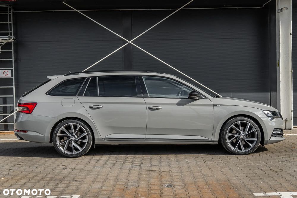 Skoda Superb Combi 2.0 TDI 4x4 DSG Sportline - 6