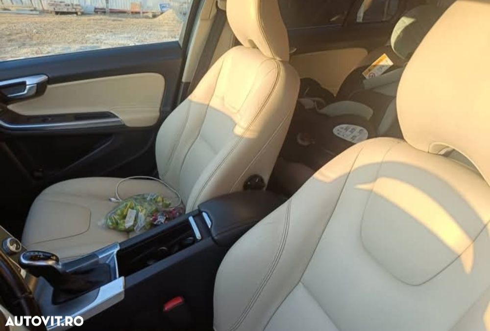 Volvo V60 D4 VEA Start-Stop Summum - 10