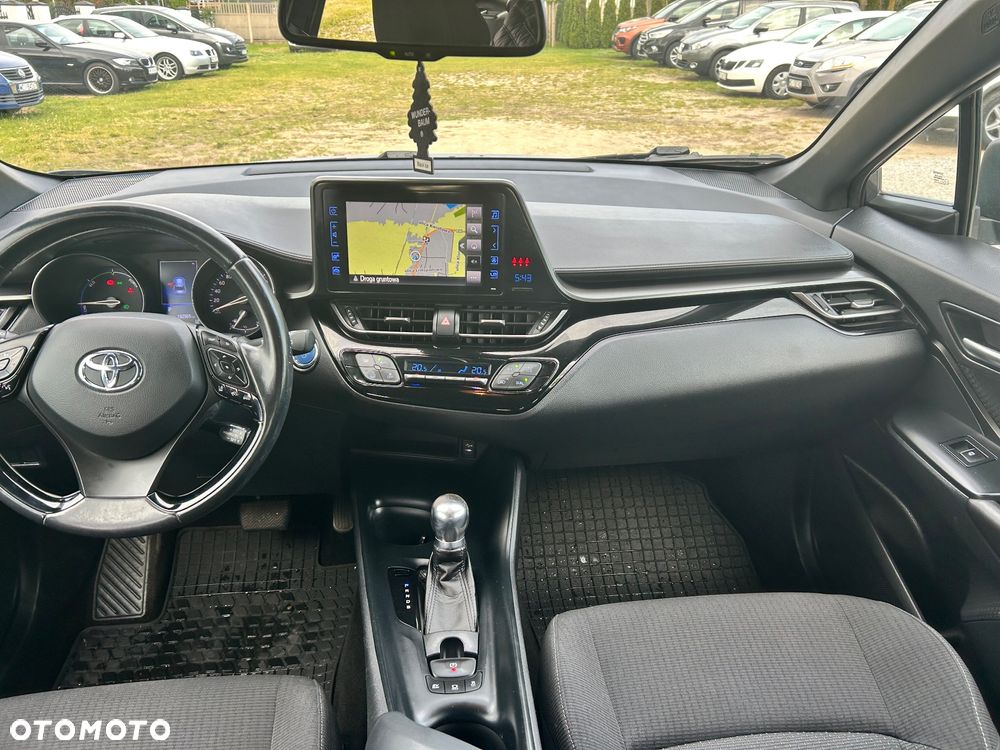 Toyota C-HR Style - 10