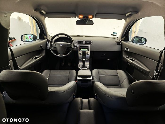 Volvo C30 - 41