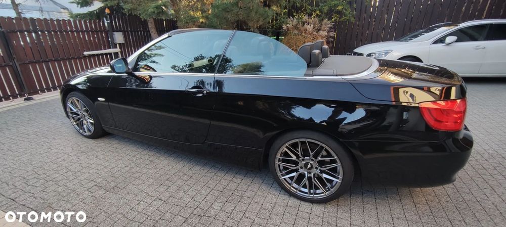 BMW Seria 3 320i - 17