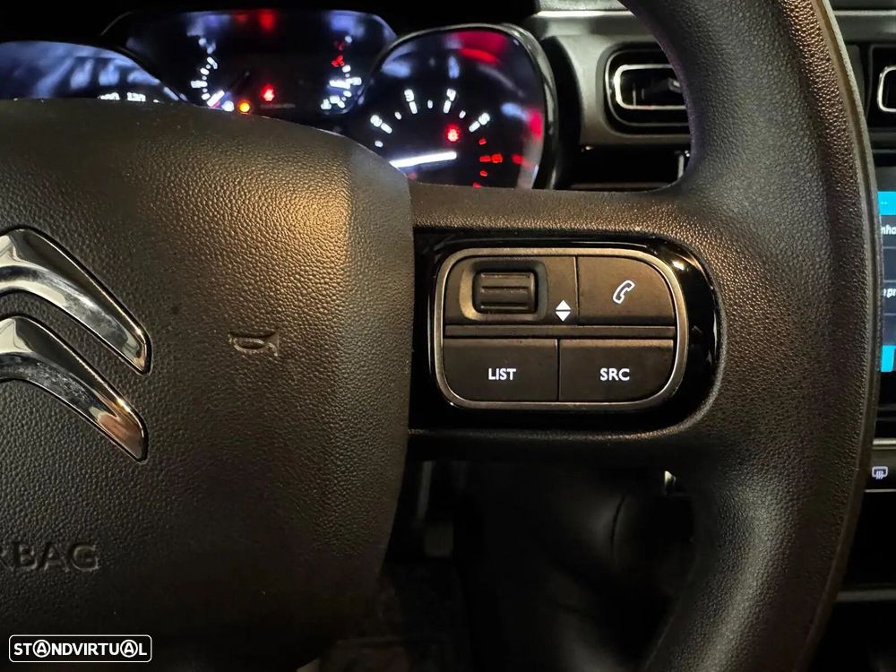 Citroën C3 1.2 PureTech Shine - 26