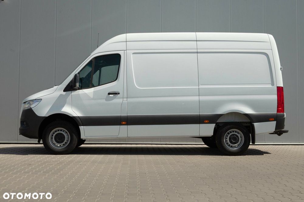Mercedes-Benz Sprinter - 8