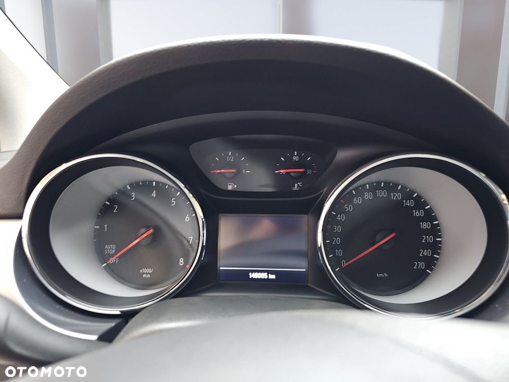 Opel Astra V 1.2 T Edition S&S - 12