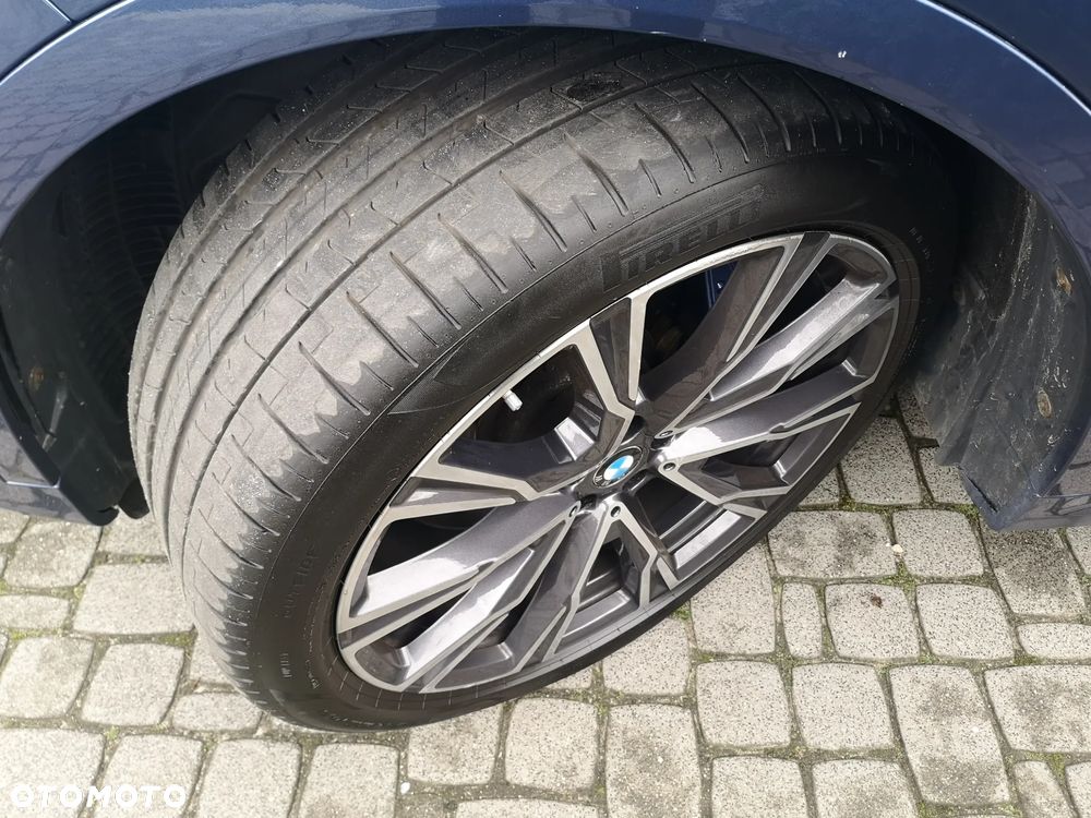 BMW X7 M50d sport - 40