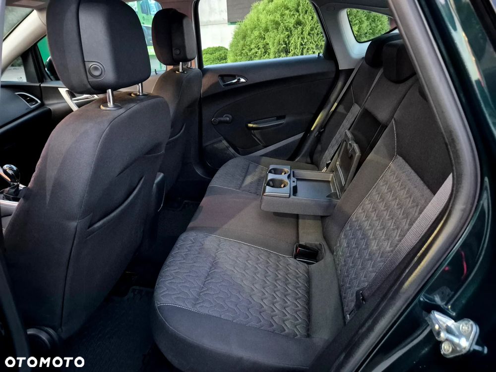 Opel Astra - 19