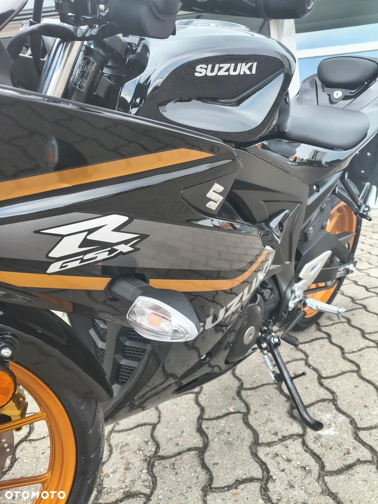 Suzuki GSX-R - 8