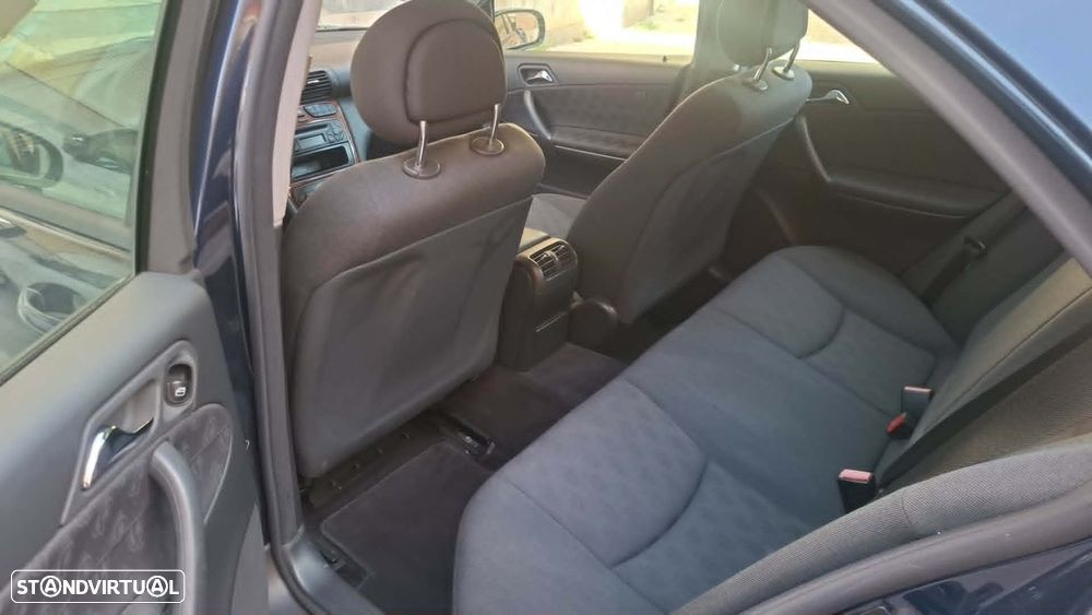 Mercedes-Benz C 200 CDi Classic - 11