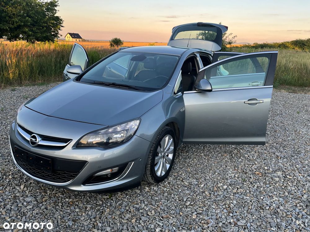 Opel Astra 1.4 Turbo Innovation - 17