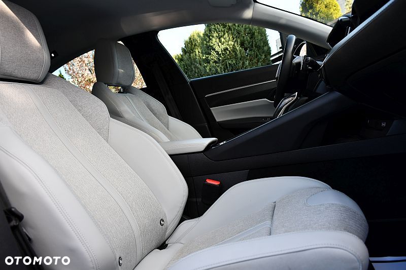 Peugeot 508 BlueHDi 130 EAT8 Allure Pack - 23