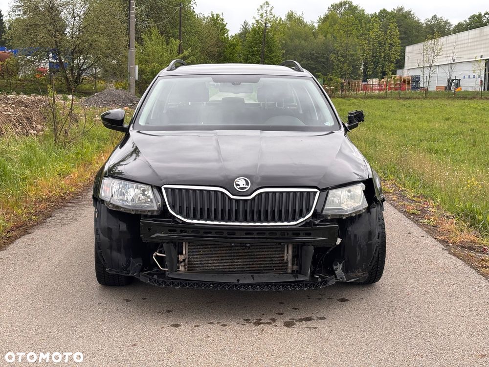 Skoda Octavia 1.6 TDI DPF DSG Ambition - 3