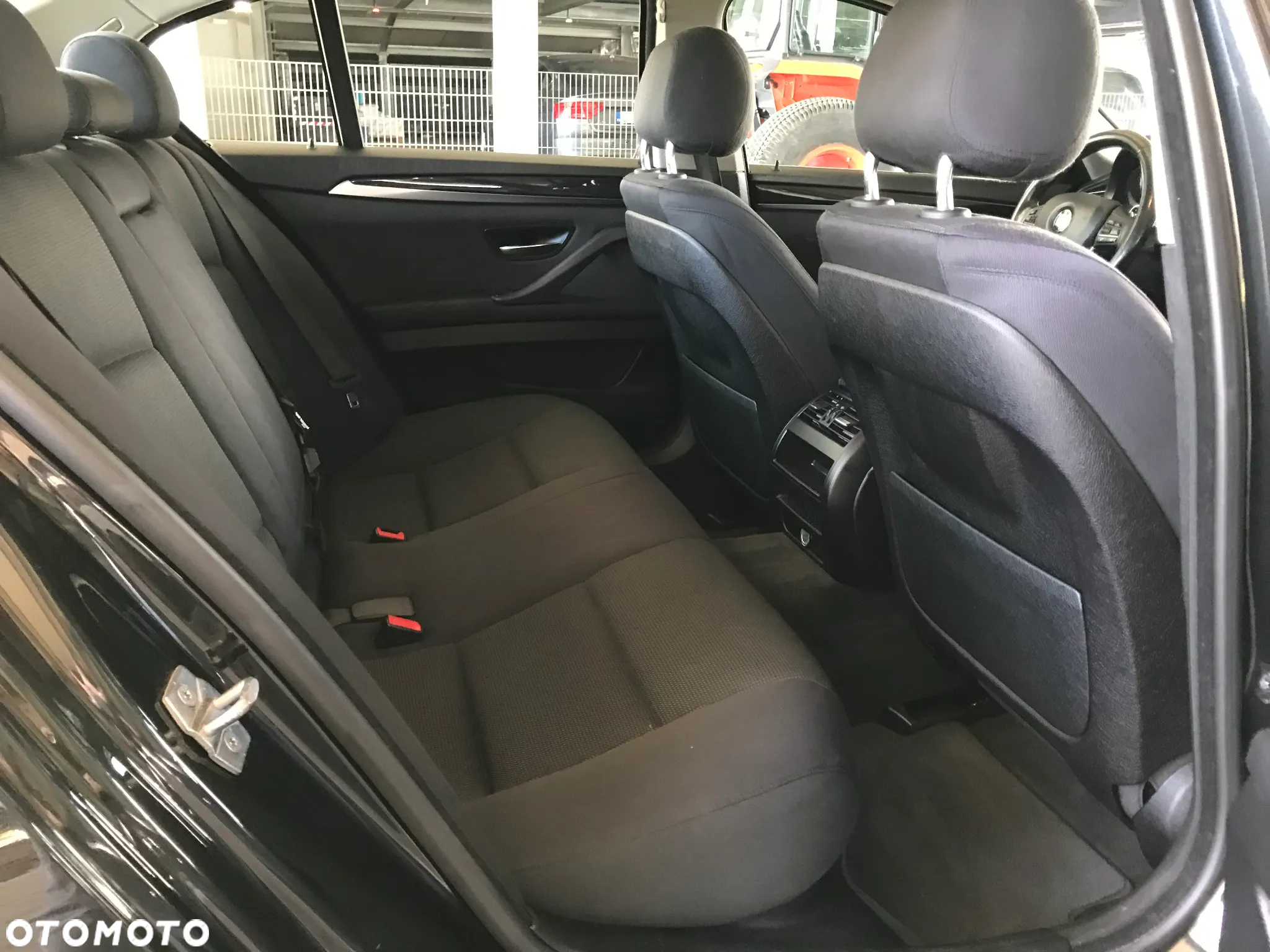 BMW Seria 5 520d - 22