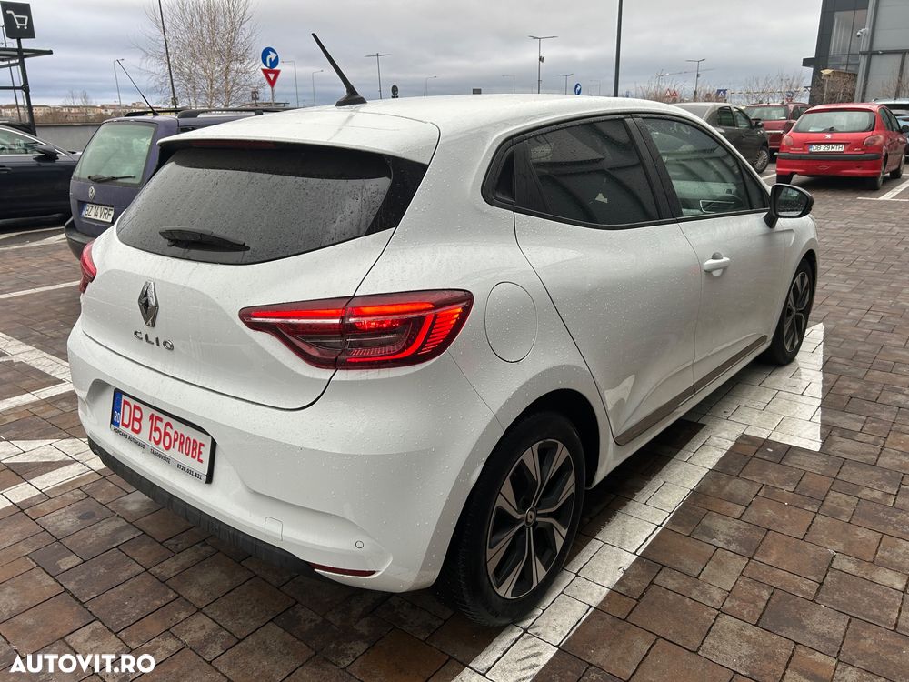 Renault Clio BLUE dCi 100 BUSINESS EDITION - 21