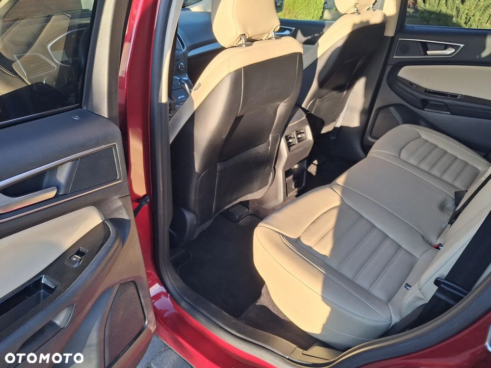 Ford Edge - 10