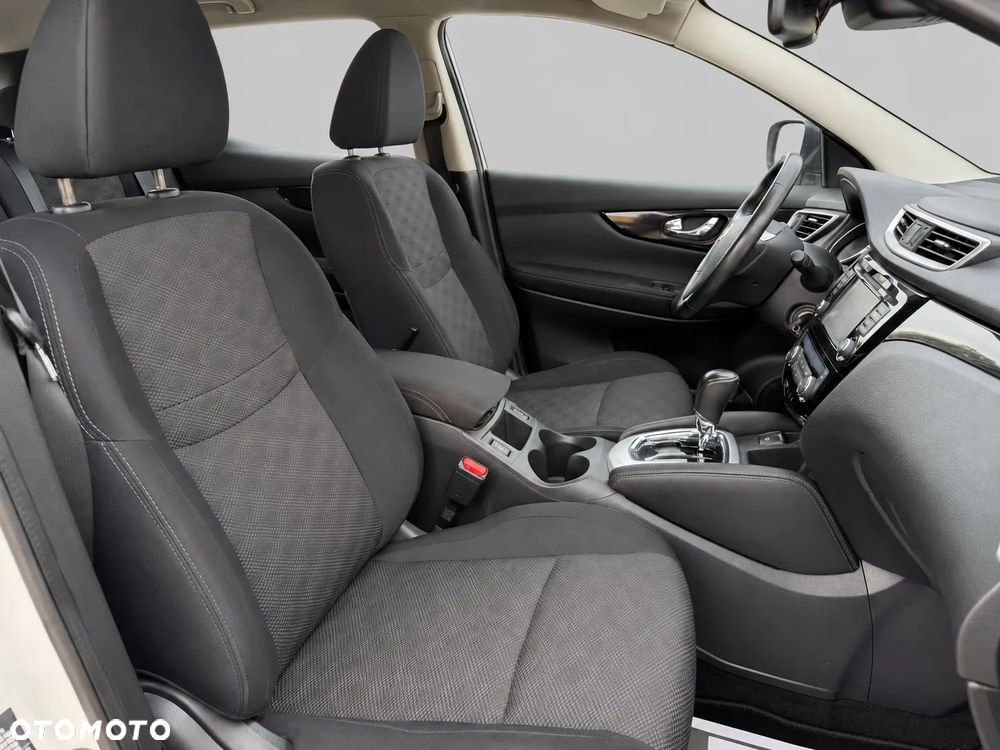 Nissan Qashqai 1.2 DIG-T Xtronic TEKNA - 18