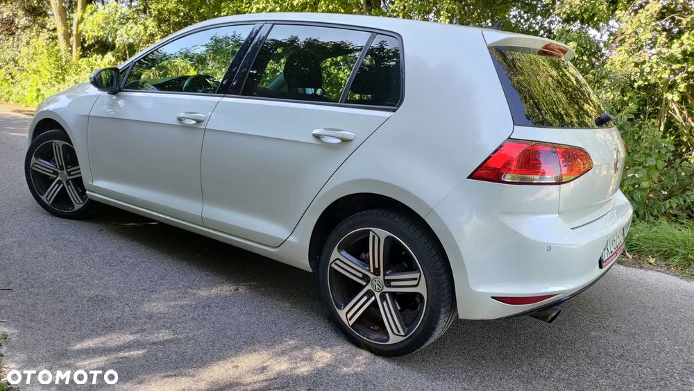 Volkswagen Golf 1.6 TDI BlueMotion Technology Cup - 20