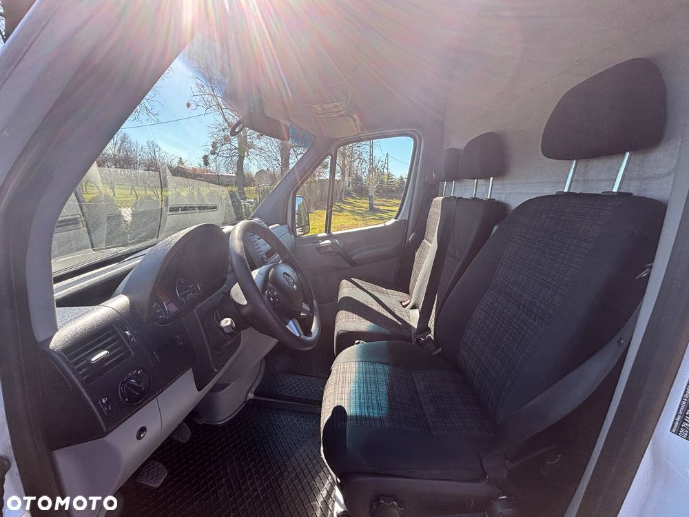 Mercedes-Benz Sprinter - 18