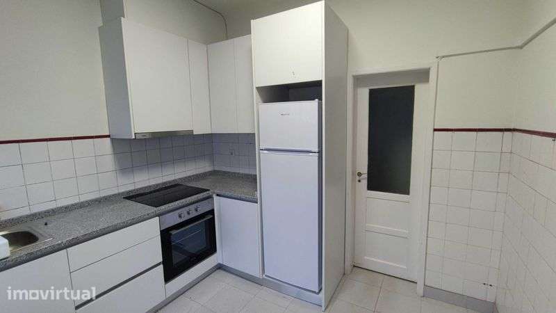 Moradia T4 + 1 para arrendamento em  Barcelinhos  junto ao rio cávado - Grande imagem: 3/12