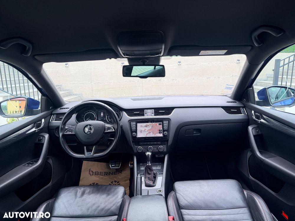 Skoda Octavia 2.0 TDI DSG RS - 14