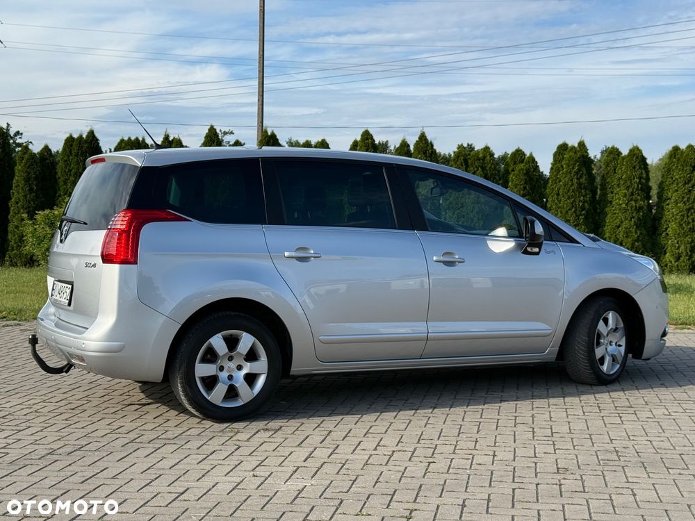 Peugeot 5008 - 12