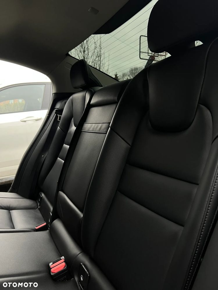 Volvo S60 T6 AWD Momentum Pro - 13