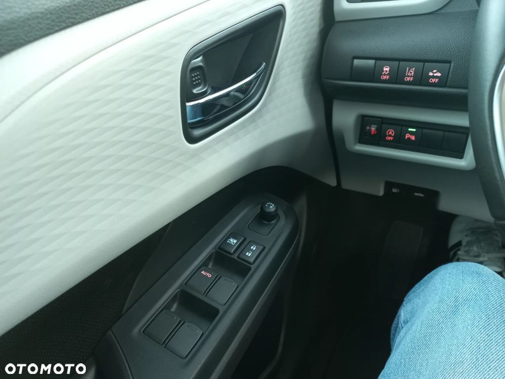 Suzuki Swift 1.2 Dualjet Hybrid Comfort+ - 32