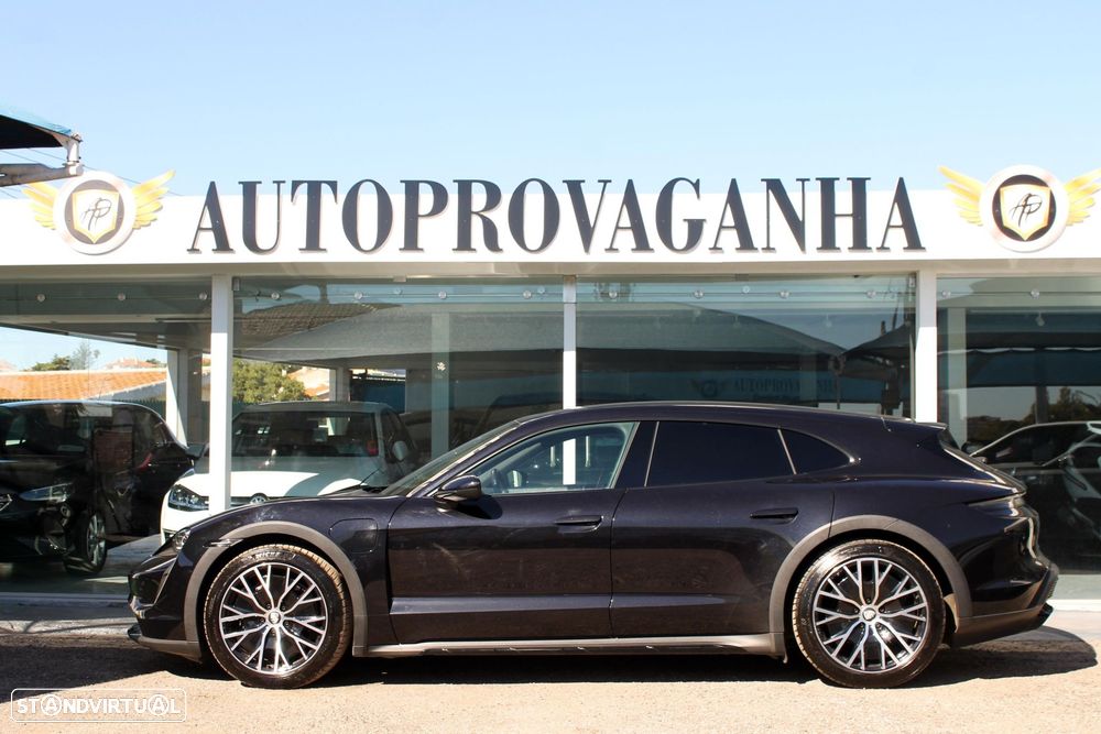 Porsche Taycan Cross Turismo - 49