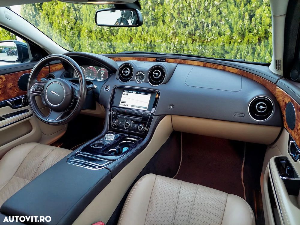 Jaguar XJ 3.0 V6 Kompressor Portfolio - 11