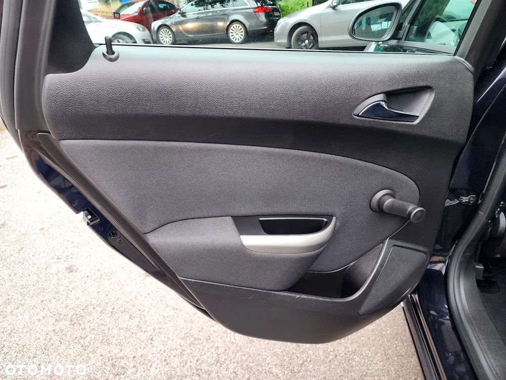 Opel Astra 1.4 Turbo Edition - 38